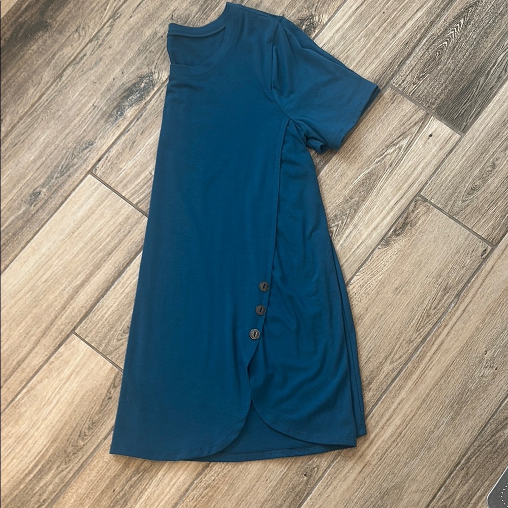 Zenana Outfitters Blue Asymmetrical Buttoned Top